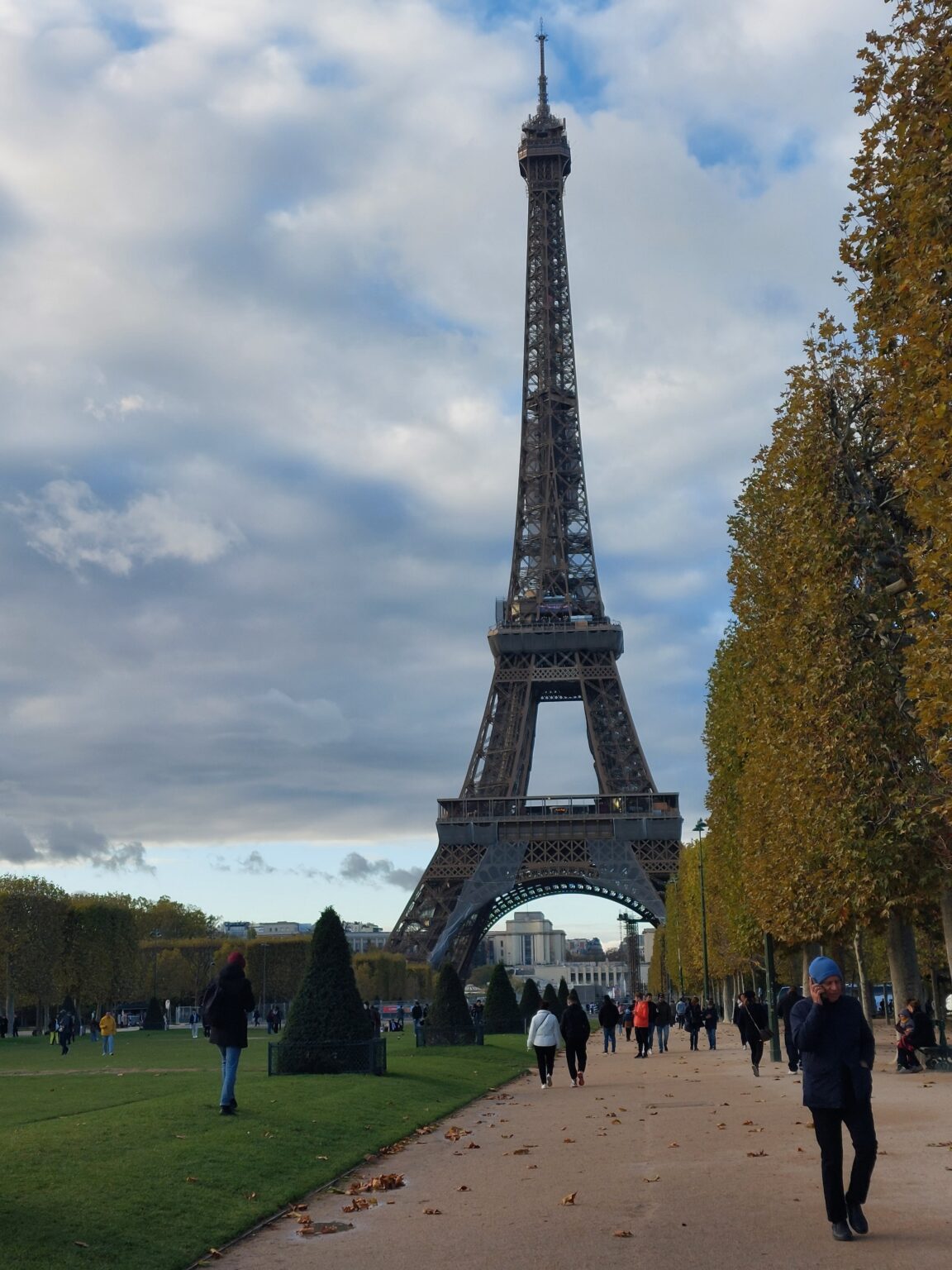 Tour Eiffel paris helpvoyageur